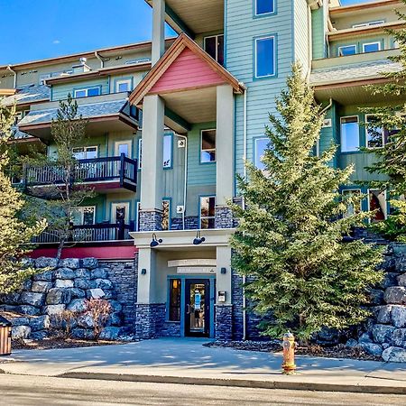 Canmore Mountain View Loft Apartment Heated Outdoor Pool Eksteriør bilde